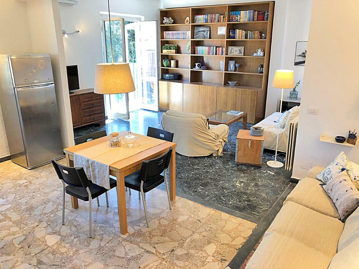Il Mare A Due Passi Apartment เลริชี ภายนอก รูปภาพ